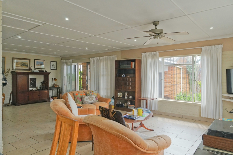 4 Bedroom Property for Sale in Kaysers Beach Eastern Cape